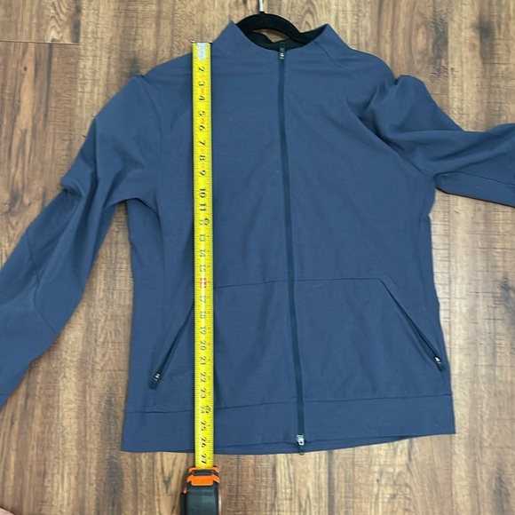 Lululemon Light weight jacket - Picture 4 of 4